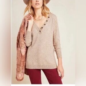 Anthropologie Serena Taupe V-Neck Sweater- Medium